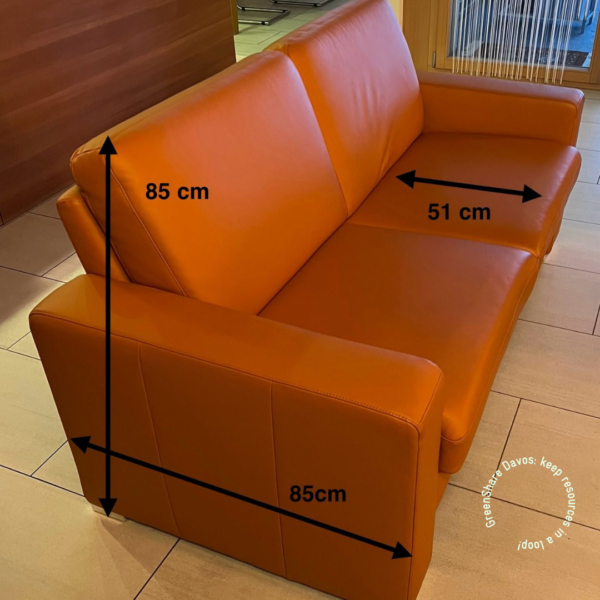 Orangefarbenes Sofa neuwertig – Image 2