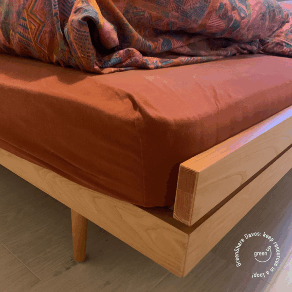 Retrobett aus Holz, neuwertig - immagine 2
