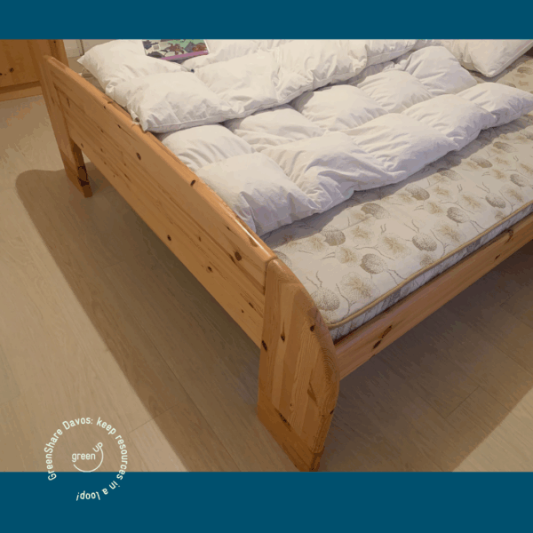 Holzbett, neuwertig - Image 2