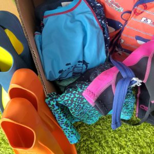 Kinderkleidung und Assecoires