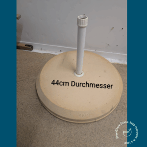 Sonnenschirmständer aus Beton