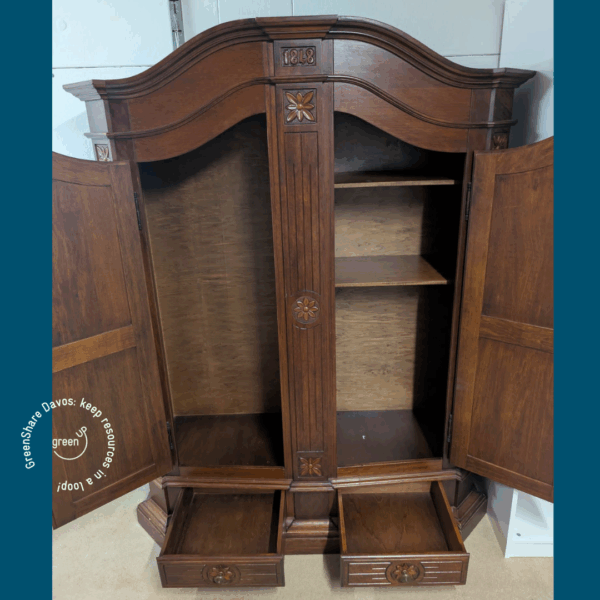 Antiker Holzschrank von 1848 – Bild 2