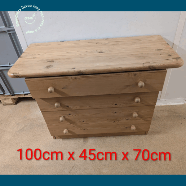Schöne Holzkommode, neuwertig