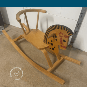 Holzpferdchen-Spielzeug